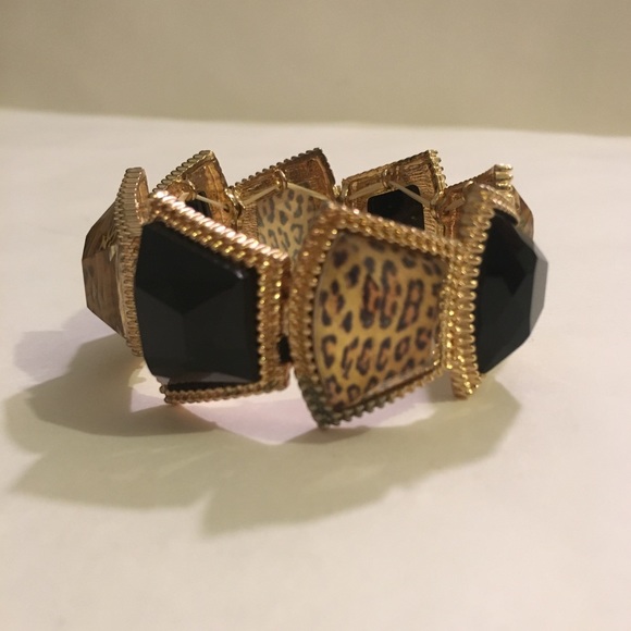 Jewelry - Leopard Stretch Bracelet